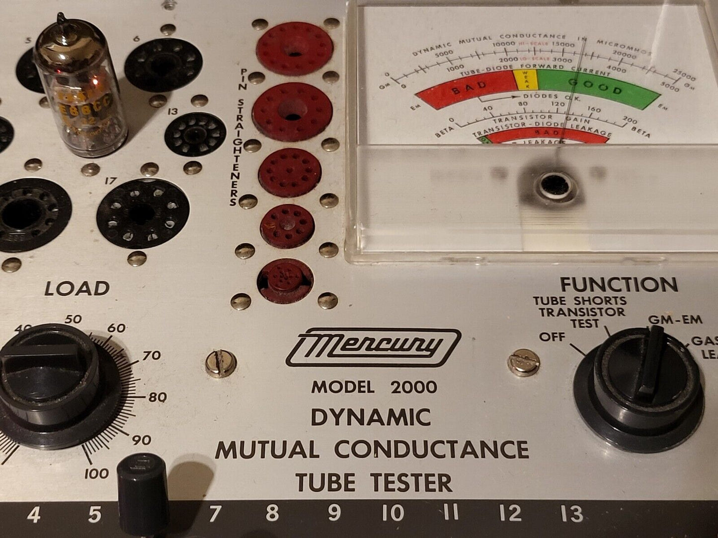 Tesla E88CC 6922 Audioröhren, passendes Paar mit Goldstiften – Tschechoslowakei 1971 – NOS