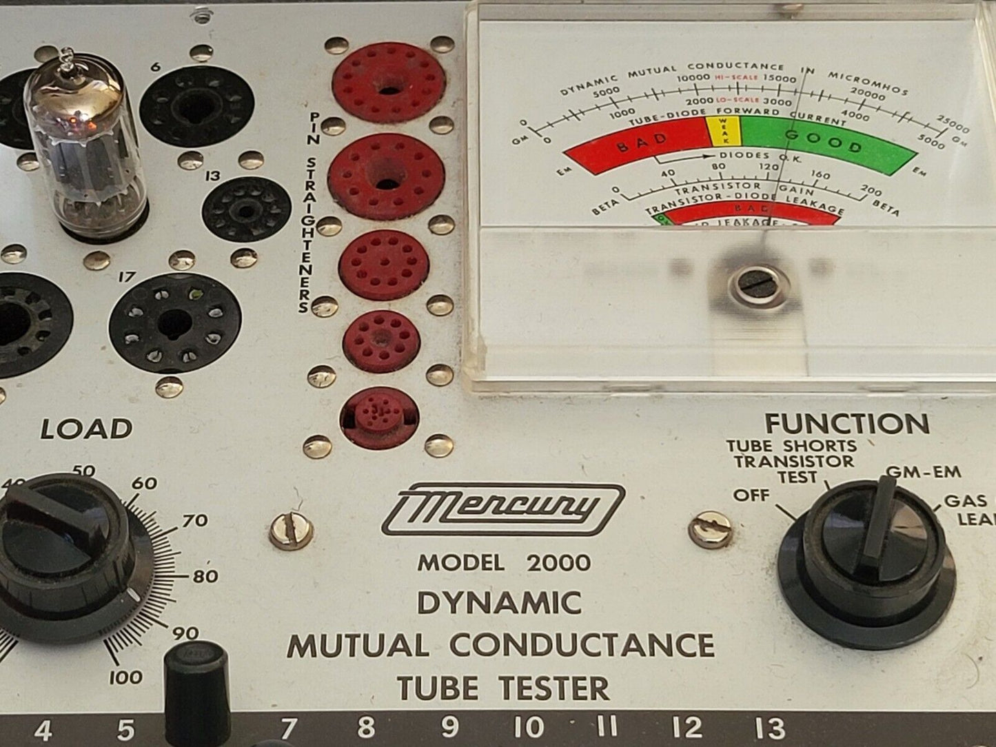 Telefunken ECC82 Röhren, glatte Platten, passendes Paar – Berlin 1967 – gleicher Code – NOS