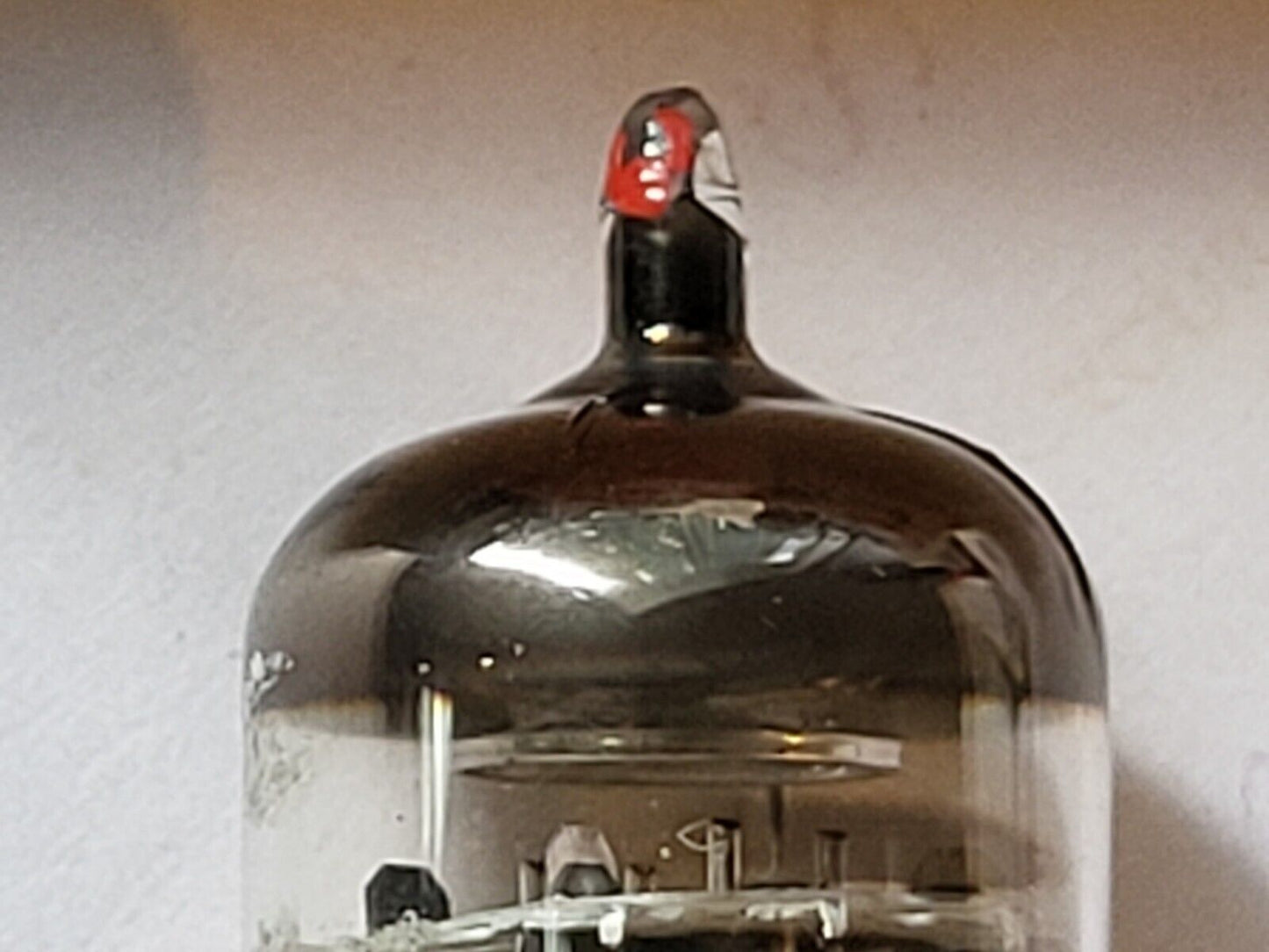Amperex ECC82 12AU7 Röhre mit roter Spitze - Seltenes Siemens-Etikett - Holland 1969 - NOS