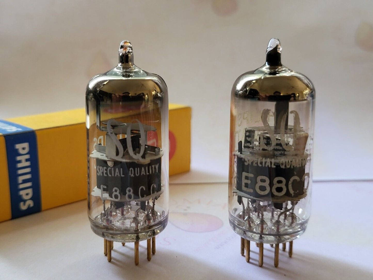 Philips Miniwatt SQ E88CC = 6922 Preamp Tubes Matched Pair - Holland 1964 - NOS
