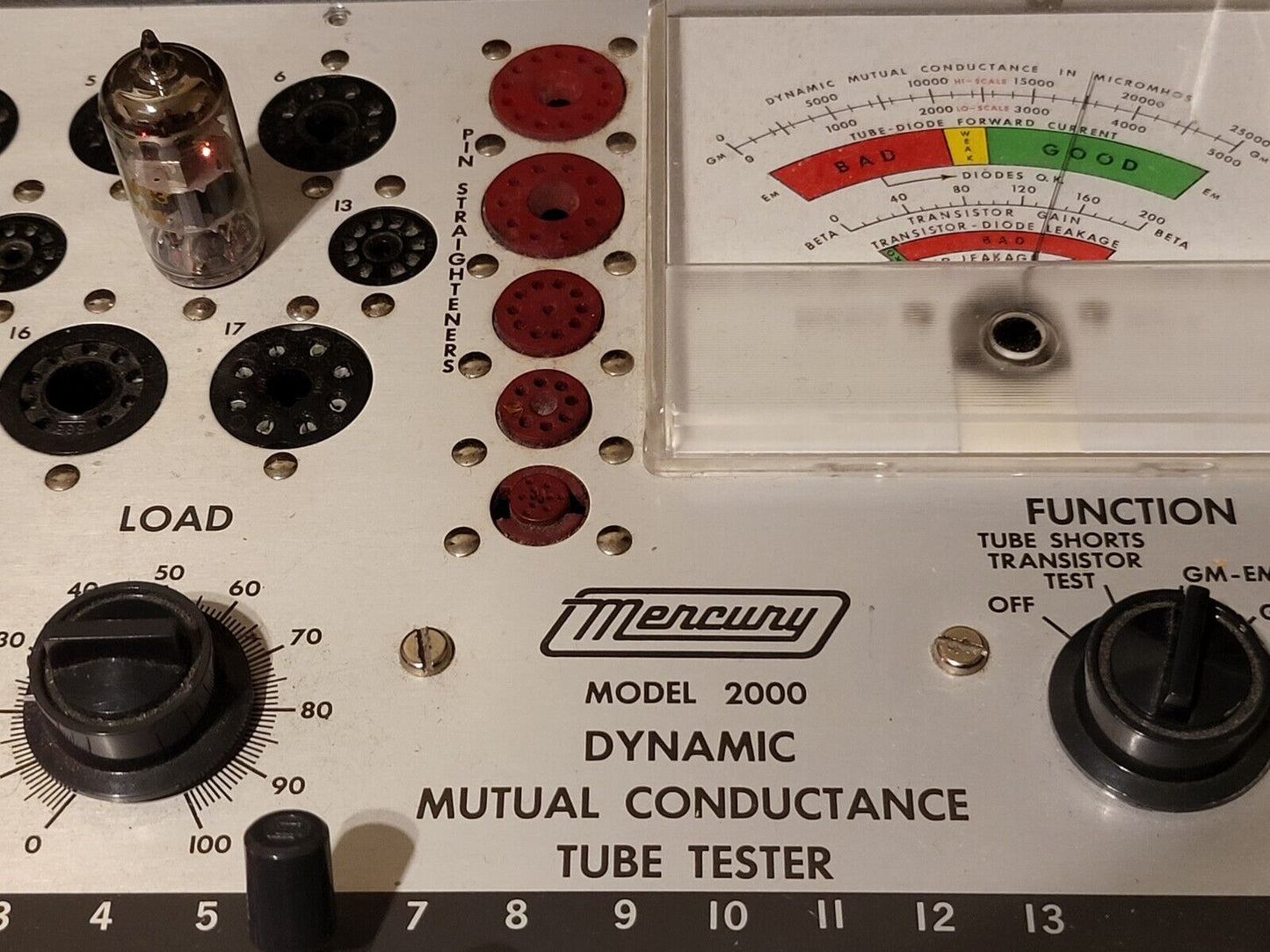 Tesla E88CC 6922 Audioröhren, passendes Paar mit Goldstiften – Tschechoslowakei 1971 – NOS