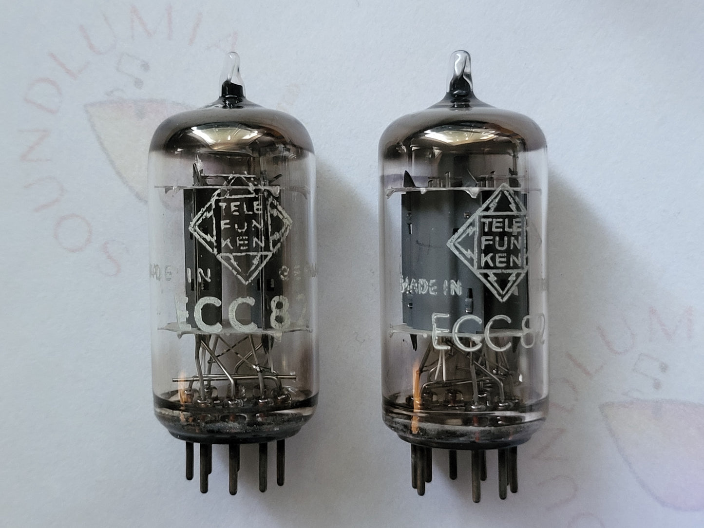 Telefunken ECC82 12AU7 17mm Long Smooth Plates Matched Pair - Berlin 1961 - Same code - NOS