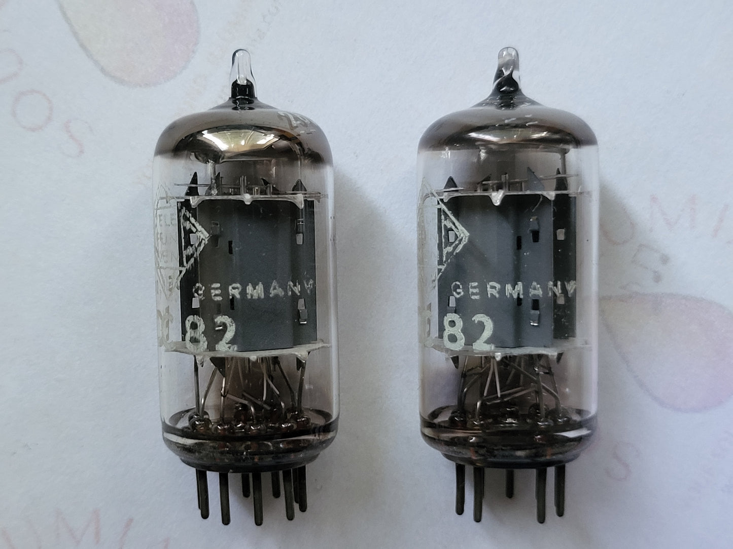 Telefunken ECC82 12AU7 17mm Long Smooth Plates Matched Pair - Berlin 1961 - Same code - NOS