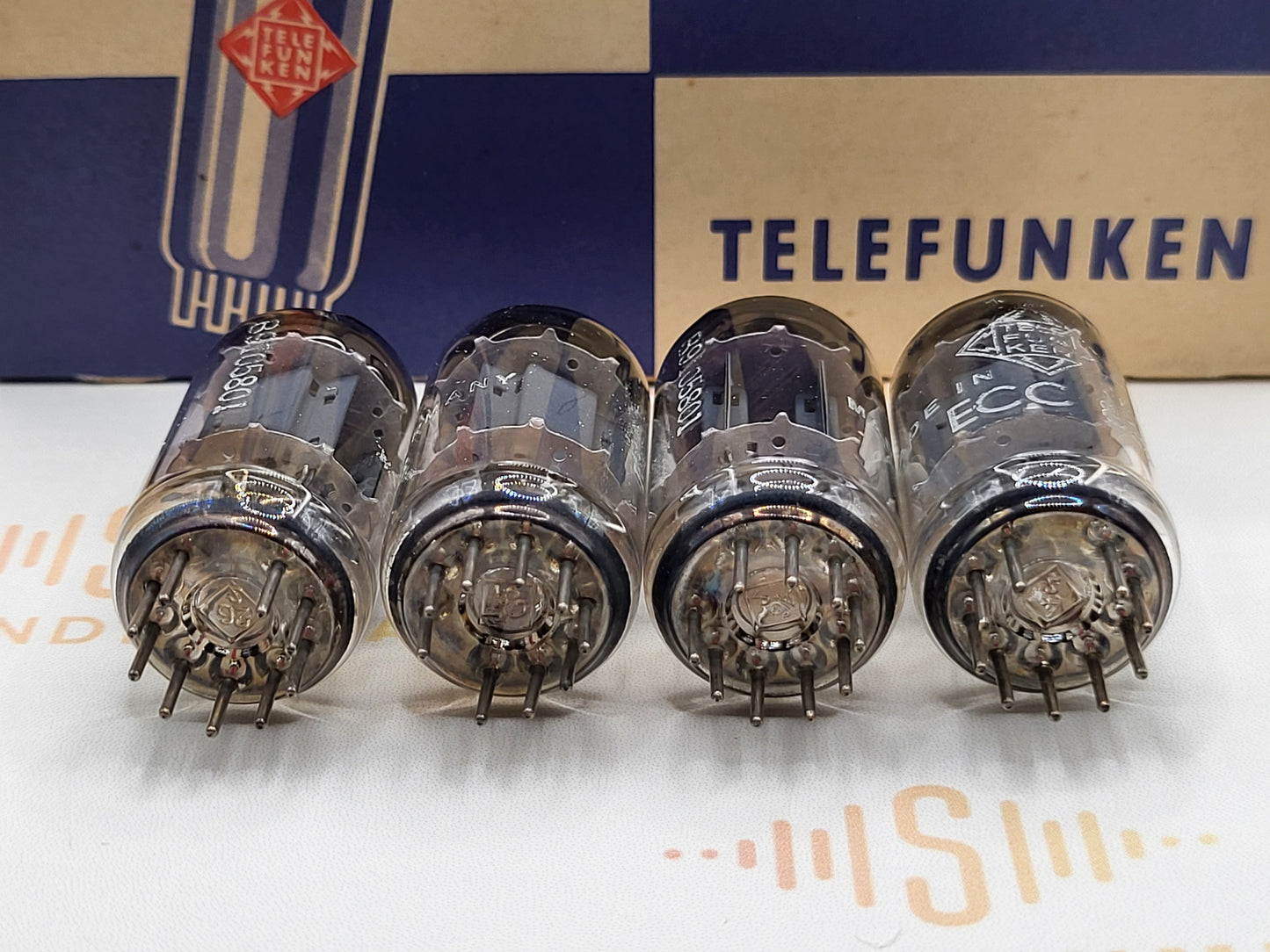Telefunken ECC83 12AX7 Smooth Plates Berlin