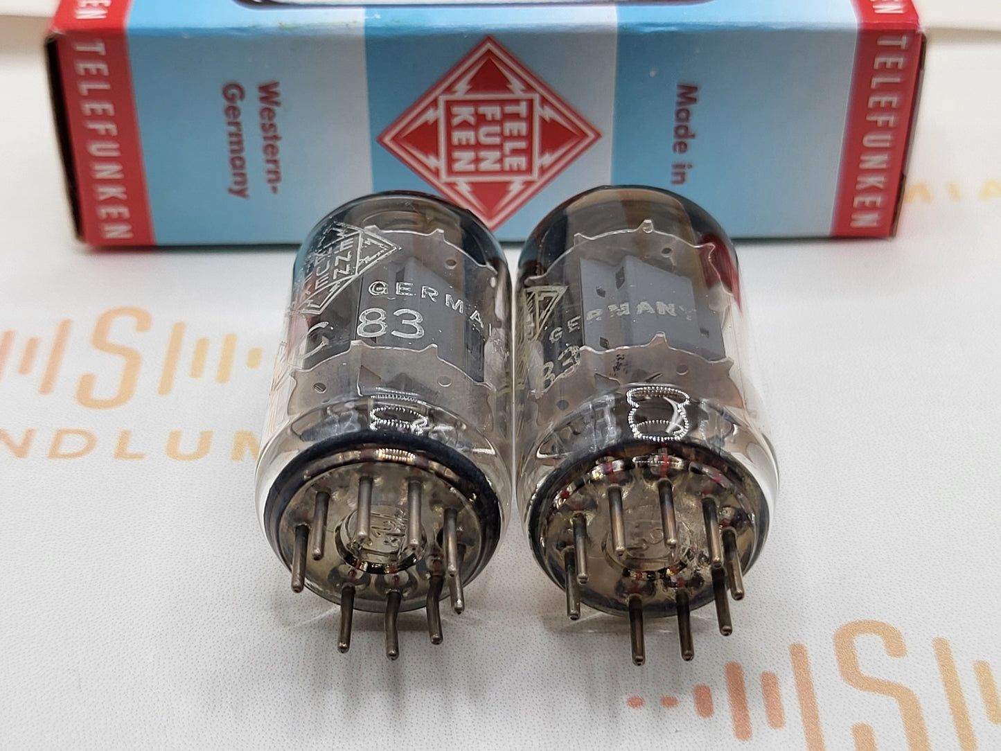 Telefunken ECC83 12AX7 Smooth Plates Berlin