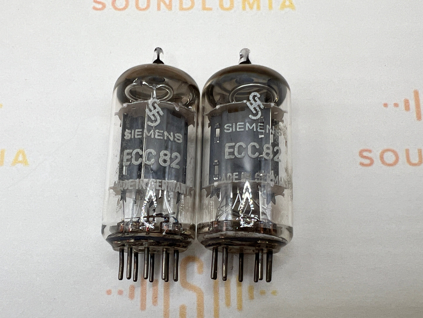Telefunken ECC82 Piastre Righe ◇ (Edizione Siemens Hall 6)