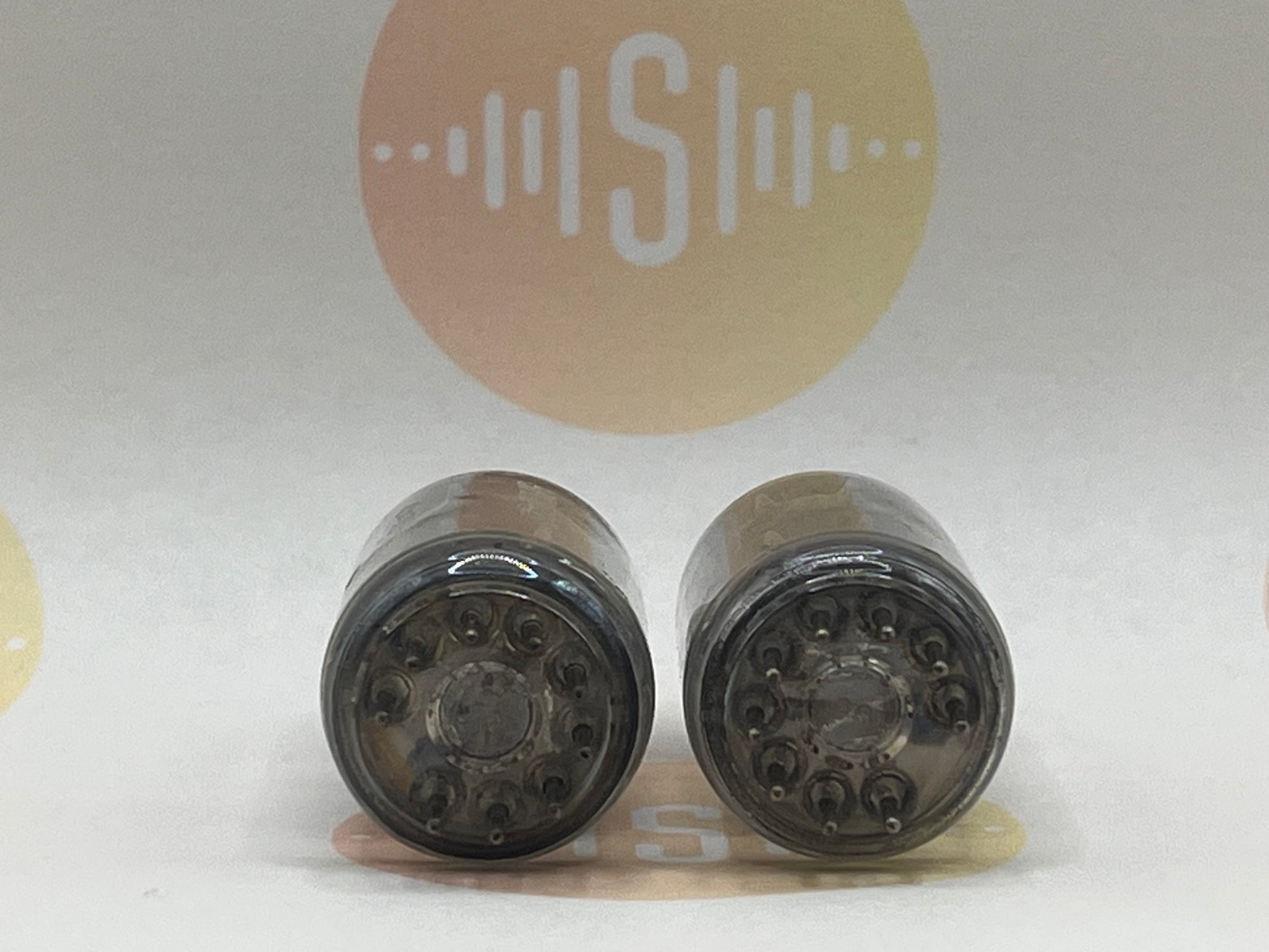 Telefunken ECC82 12AU7 Smooth Plates | Soundlumia Telefunken ECC82 12AU7 Smooth Plates | Soundlumia