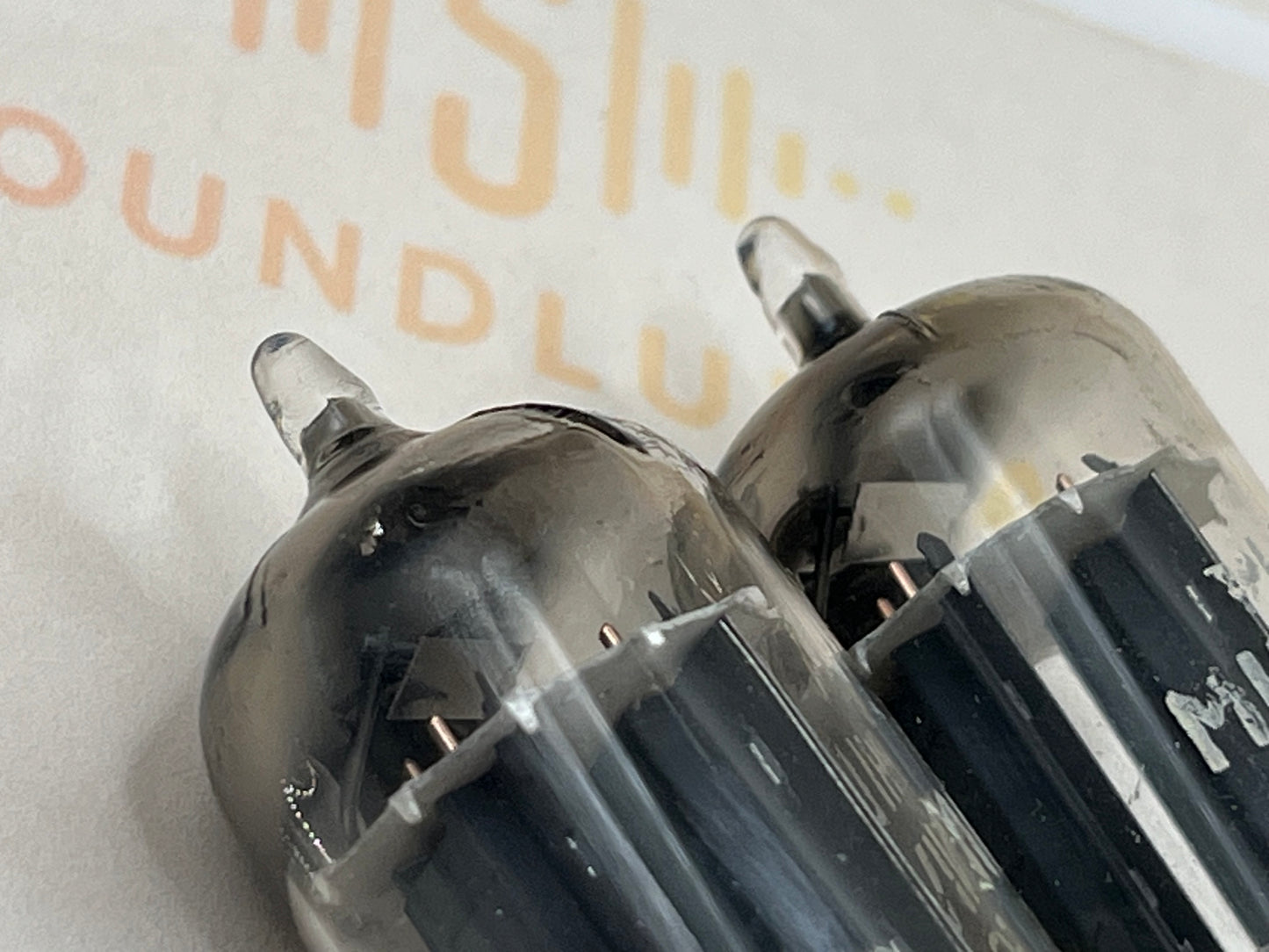 Philips 12AU7 ECC82 Lange Platten Folie D 45° Getter Siemens Label - Holland 1955 
