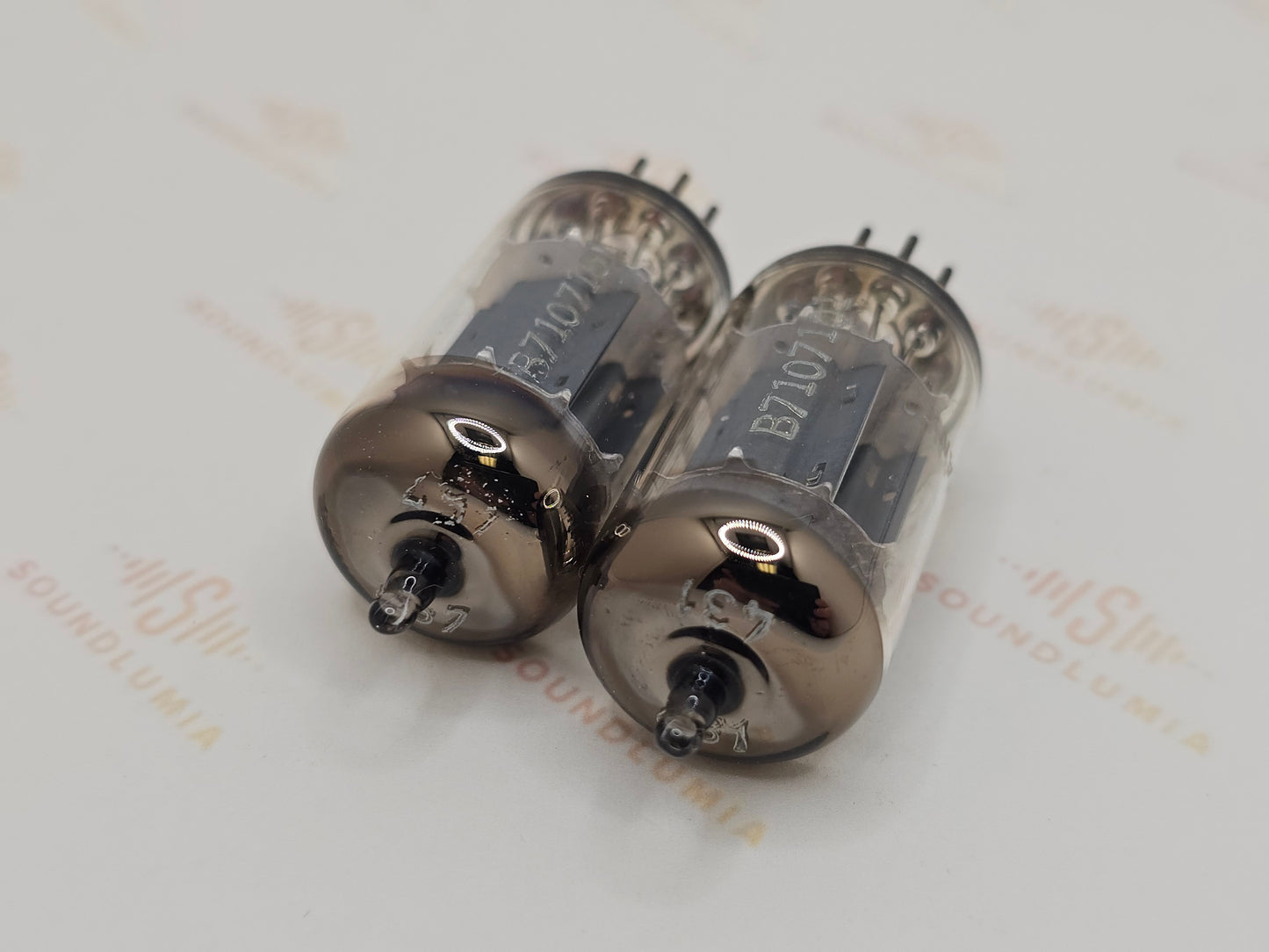 德律风根 ECC83 12AX7 光滑板 柏林