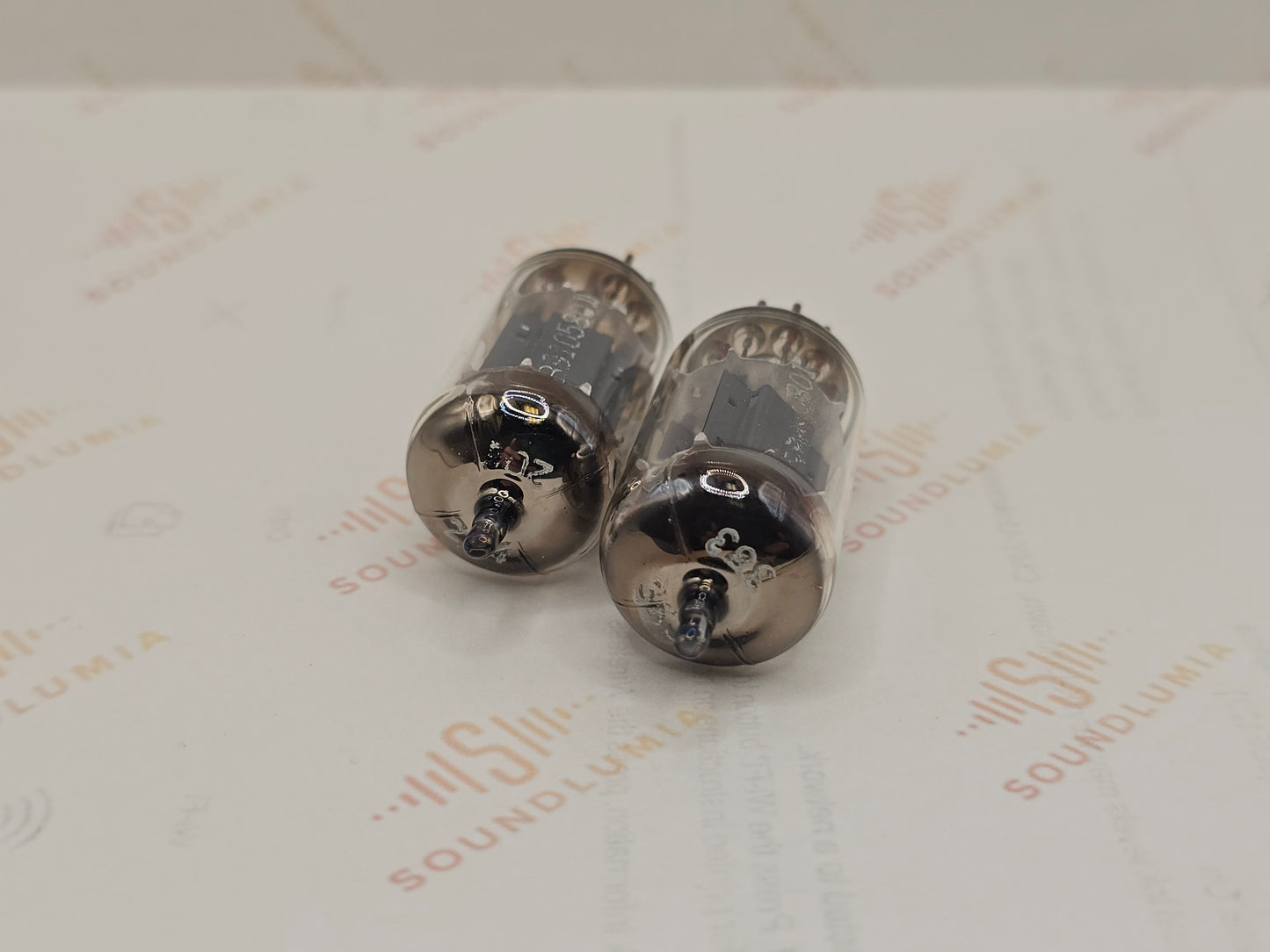 德律风根 ECC83 12AX7 光滑板 柏林