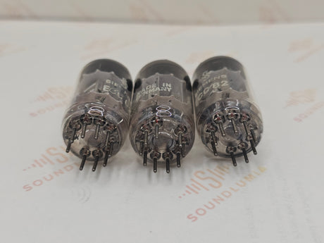 Siemens ECC82 12AU7 vacuum tube with O-Getter, image 44