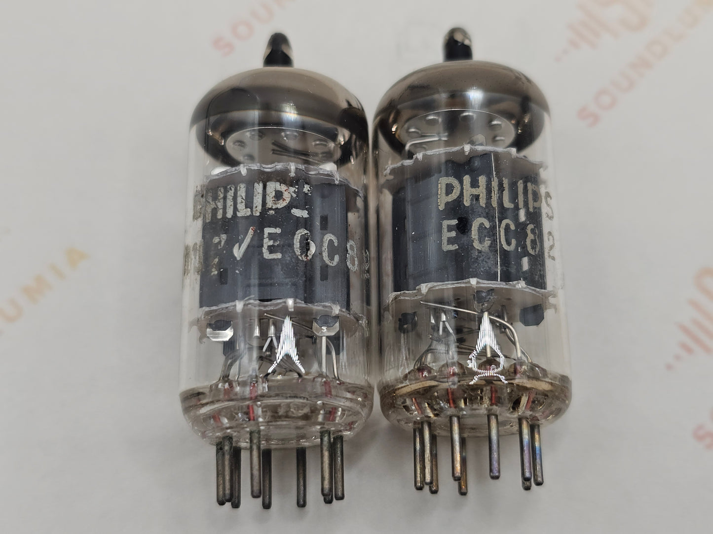 Philips ECC82 12AU7 Short Plates Dimple Disc Getter - Heerlen