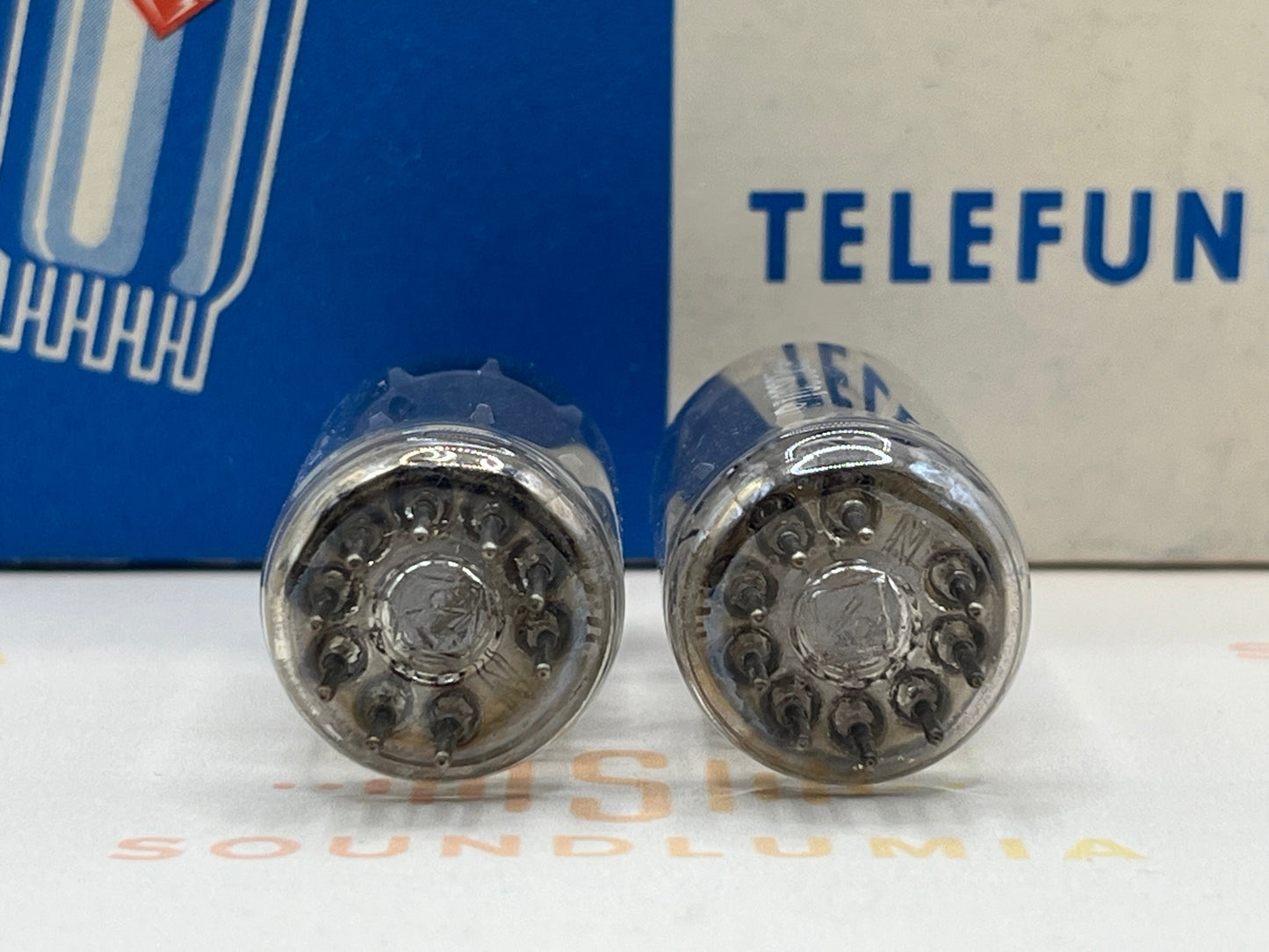 Telefunken ECC802S 6189 ◇ Fond