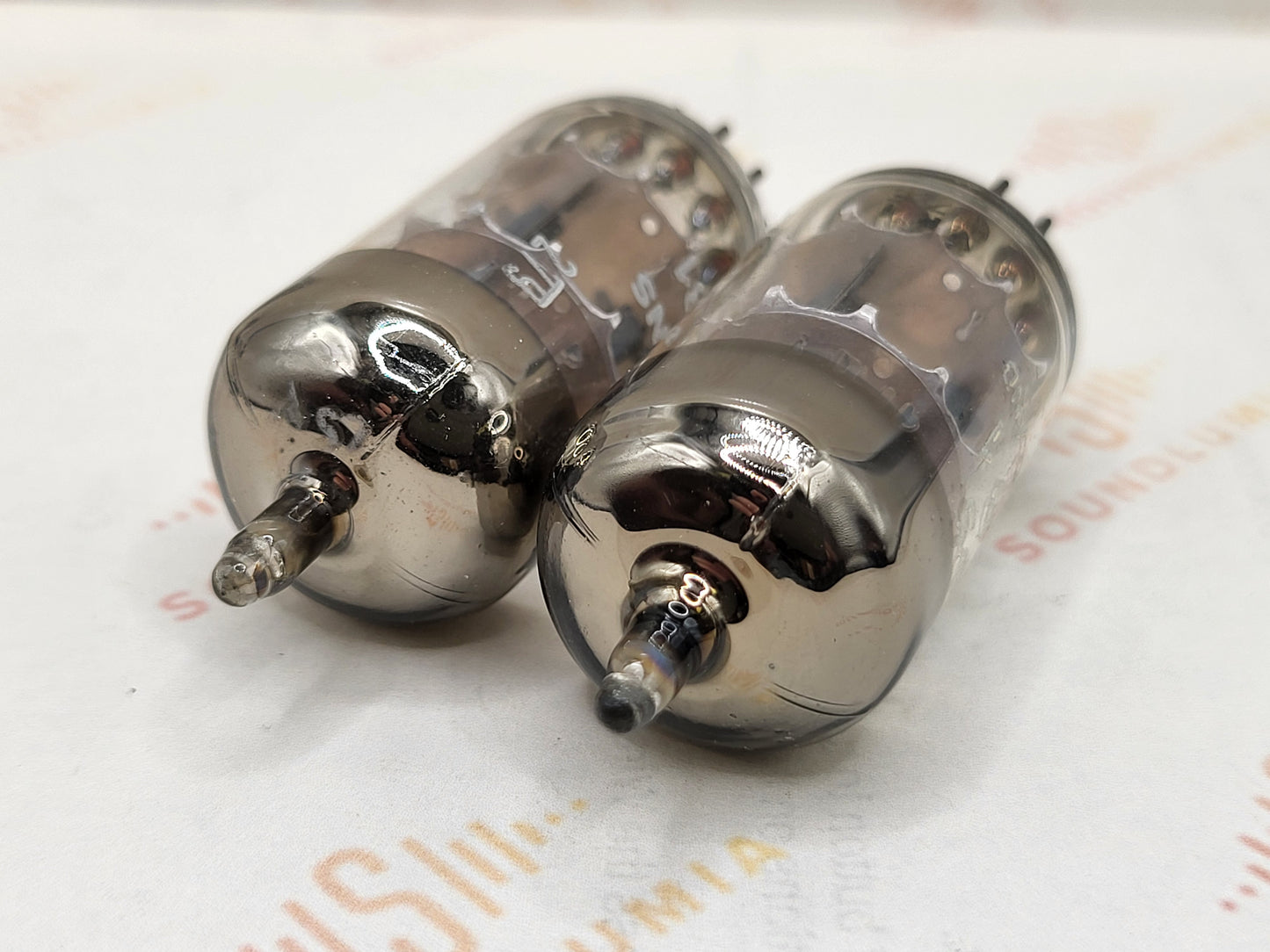 Siemens ECC81 12AT7 O-getter – Munich