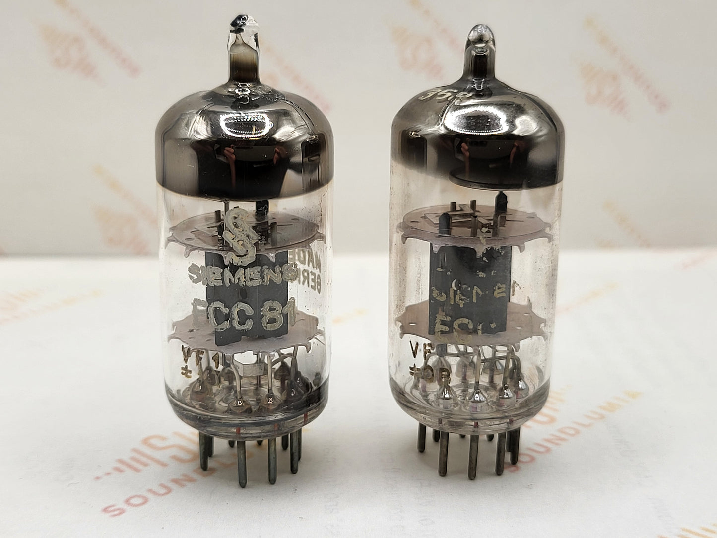 Siemens ECC81 12AT7 O-getter – Munich