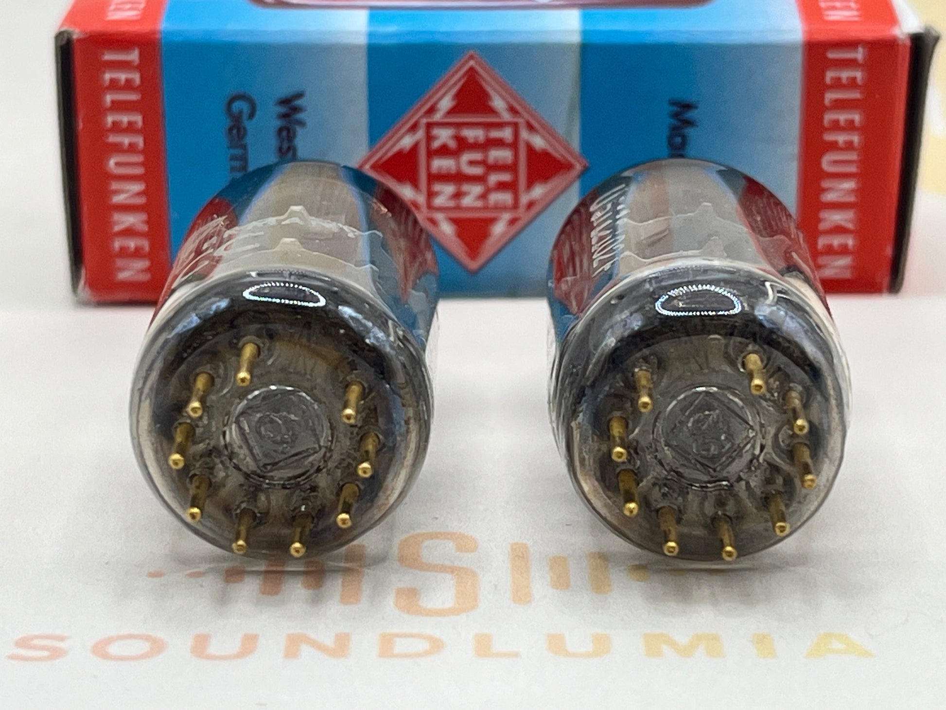 Telefunken Premium E88CC 6922 vintage vacuum tubes diamond bottom matched pair Ulm 1960s NOS