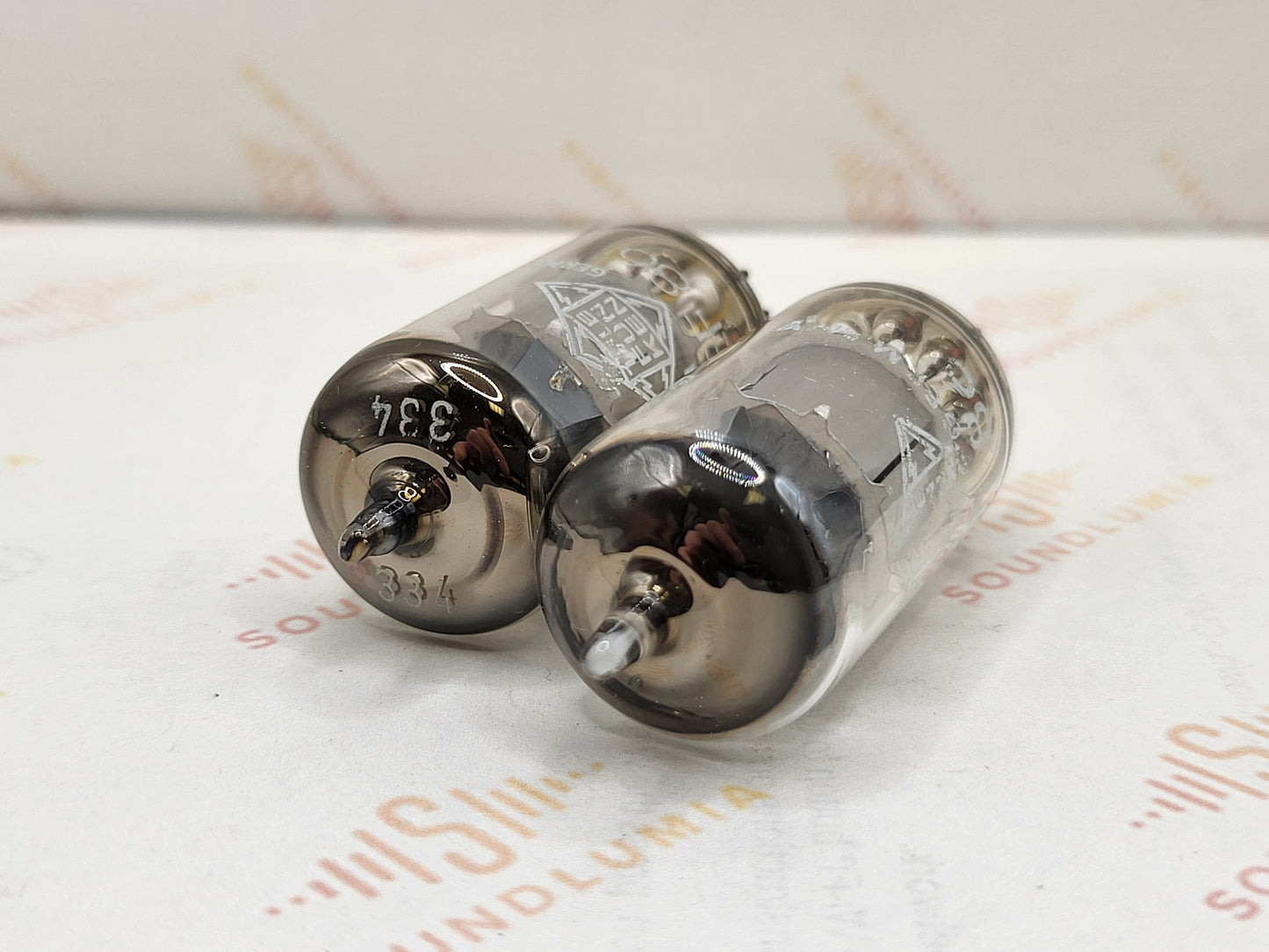 Telefunken EF86 6267 Piastre Argento Getter O ◇ Inferiore