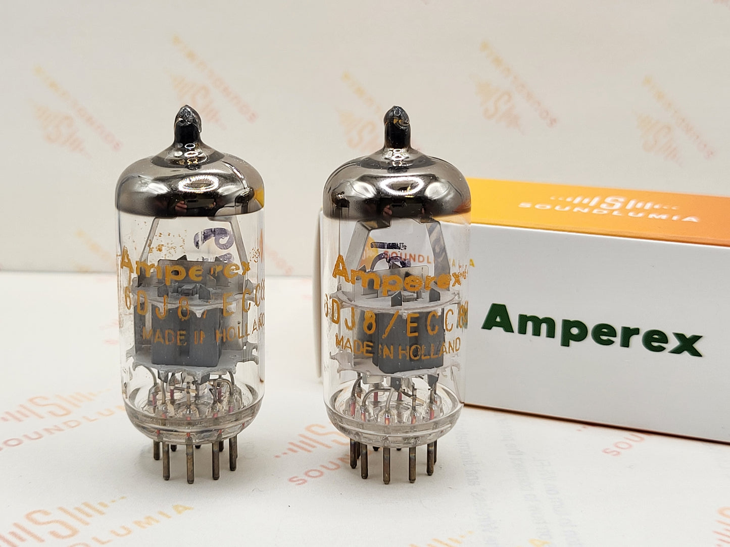 Amperex ECC88 6DJ8 PQ Dimple Disc Getter - Heerlen