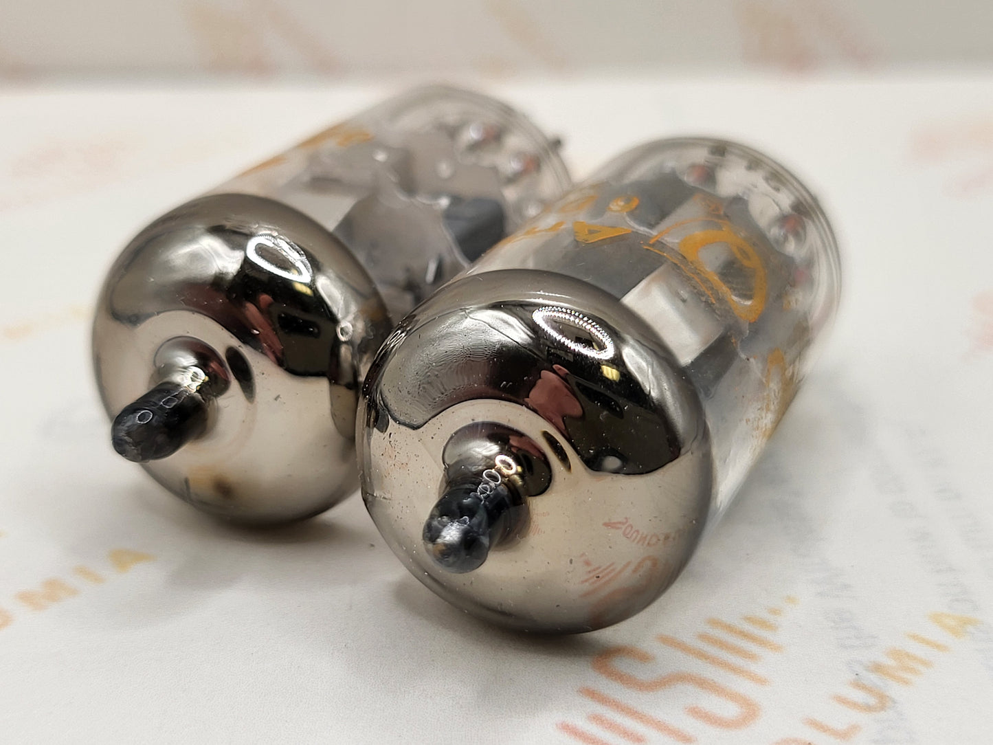 Amperex ECC88 6DJ8 PQ Dimple Disc Getter - Heerlen