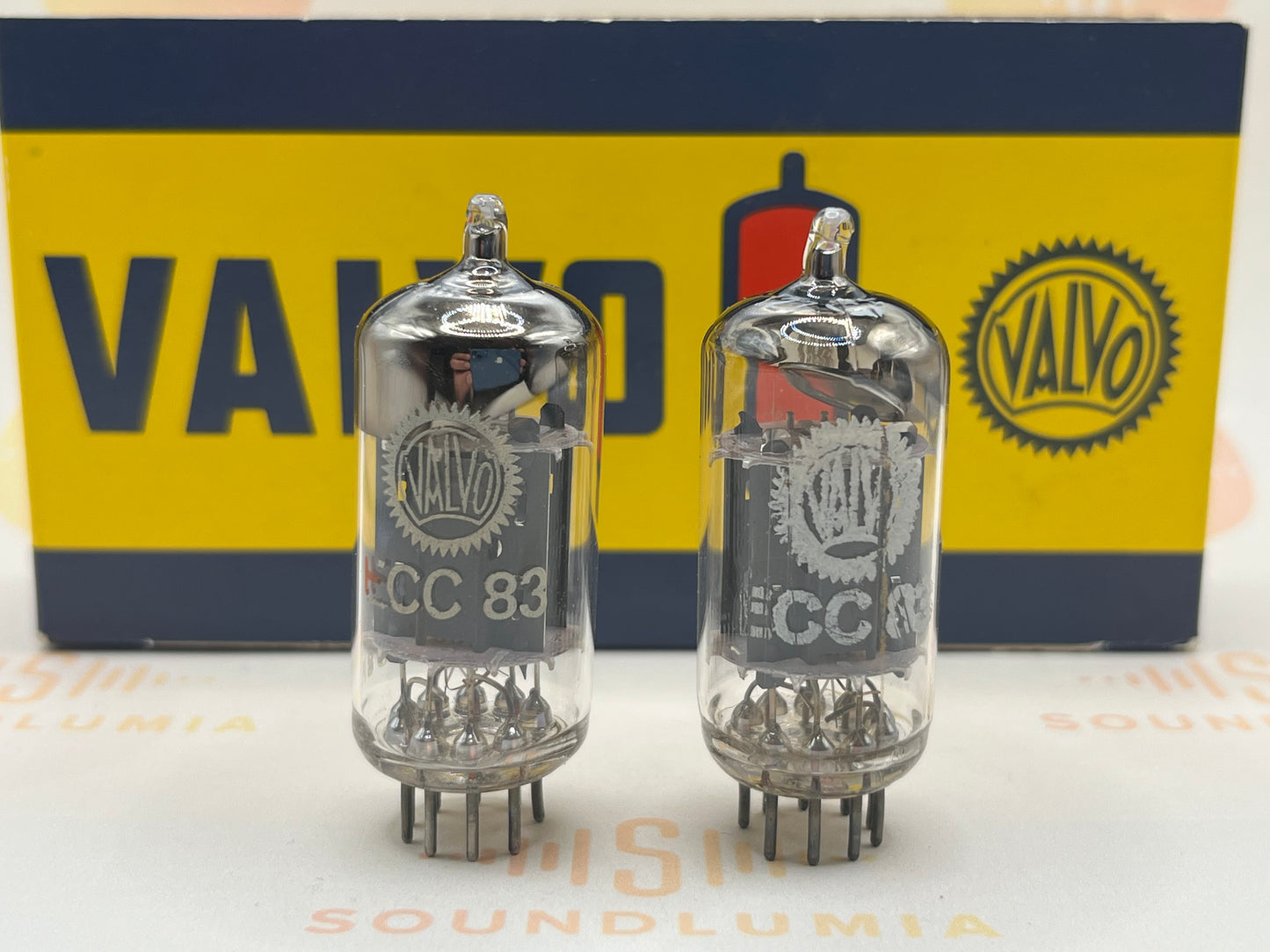 Valvo ECC83 12AX7 Lange Platten 30° O-getter mC2 - Hamburg