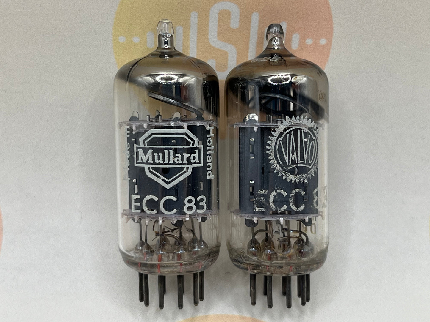 Valvo ECC83 12AX7 Piastre Lunghe 30° O-getter mC2 - Amburgo