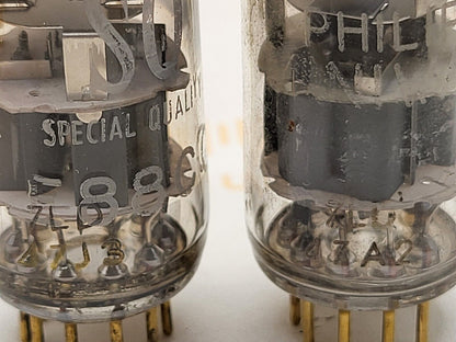 Philips Miniwatt SQ E88CC = 6922 passendes Paar - Heerlen, NL 1967 - Stark