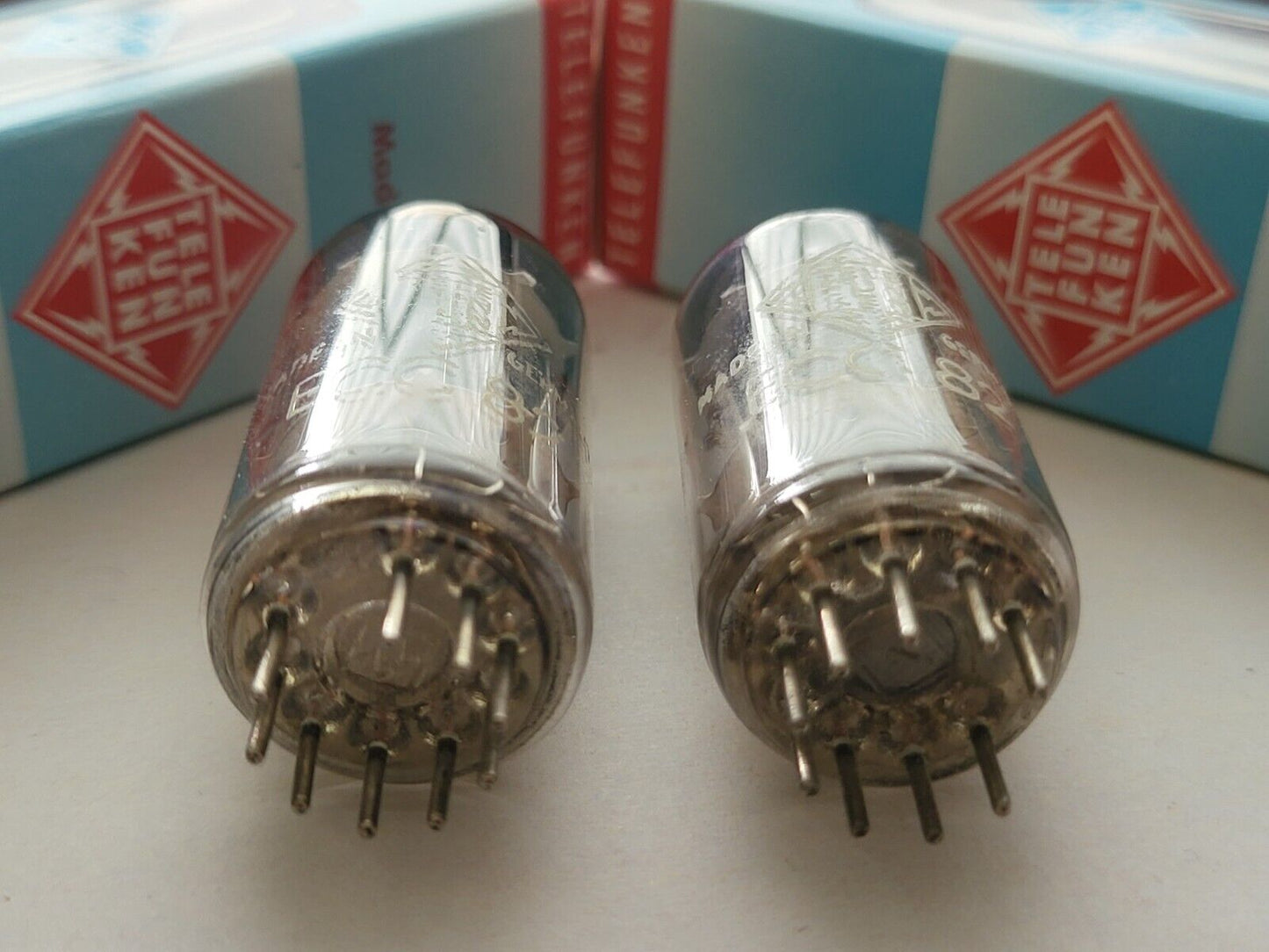 Telefunken ECC82 Matched Pair - 17mm Ribbed Plates ◇ Bottom - Berlin 1956/57 NOS