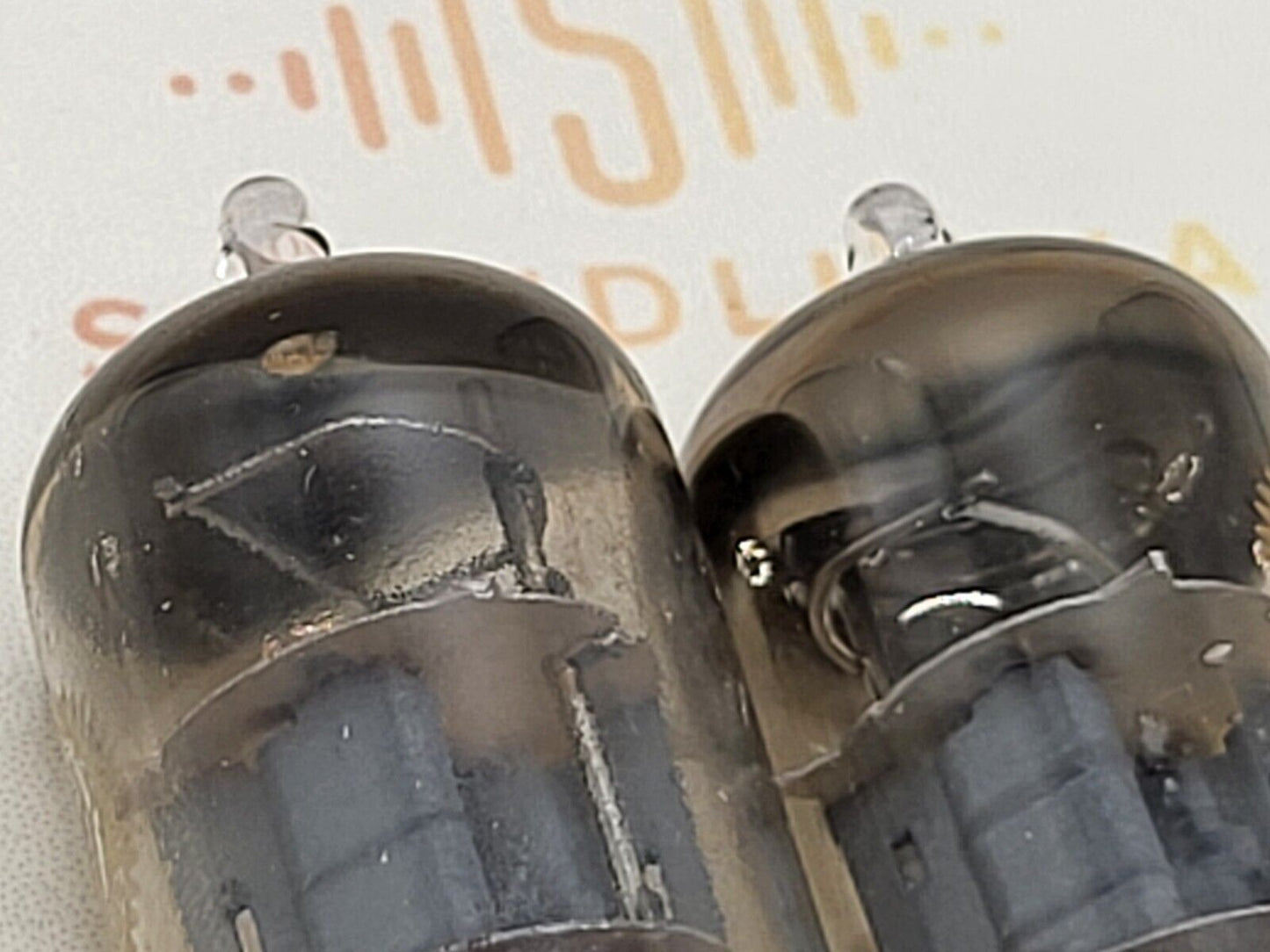 Valvo ECC81 D-Getter Münzboden YKB 