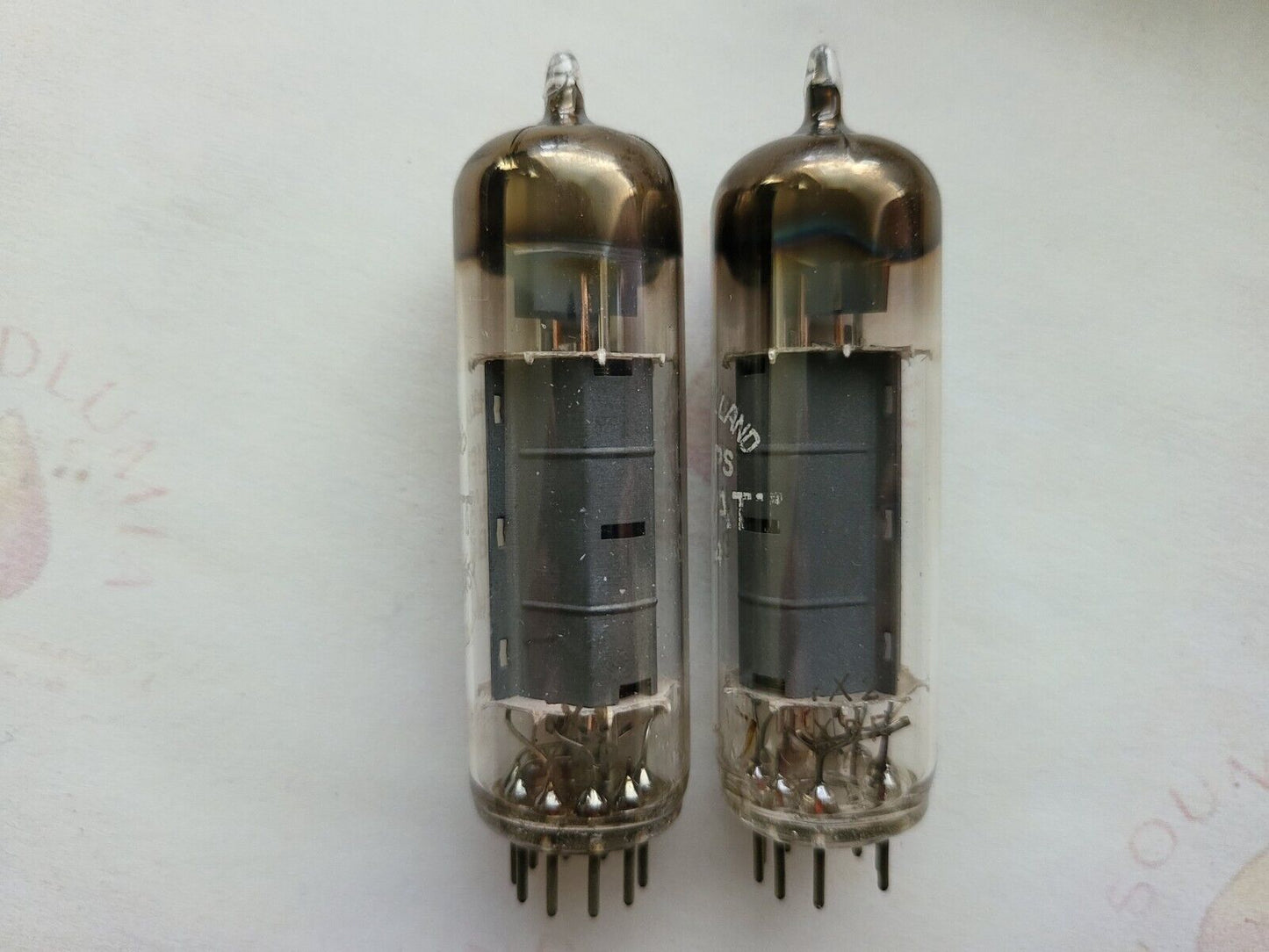 2x Philips Miniwatt EL84 6BQ5 D-Getter-Röhren – Sittard, NL 1955 rX1/rX2 – NOS