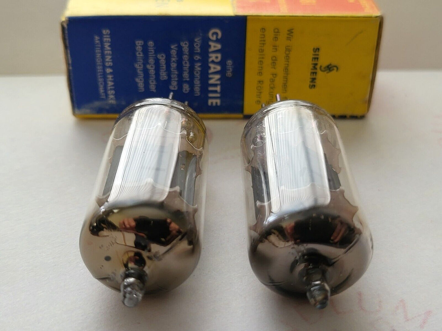 2x Siemens ECC83 12AX7 Tubes - 17mm Long Plates - Munich - mC6 ‡8K/‡0B - Strong