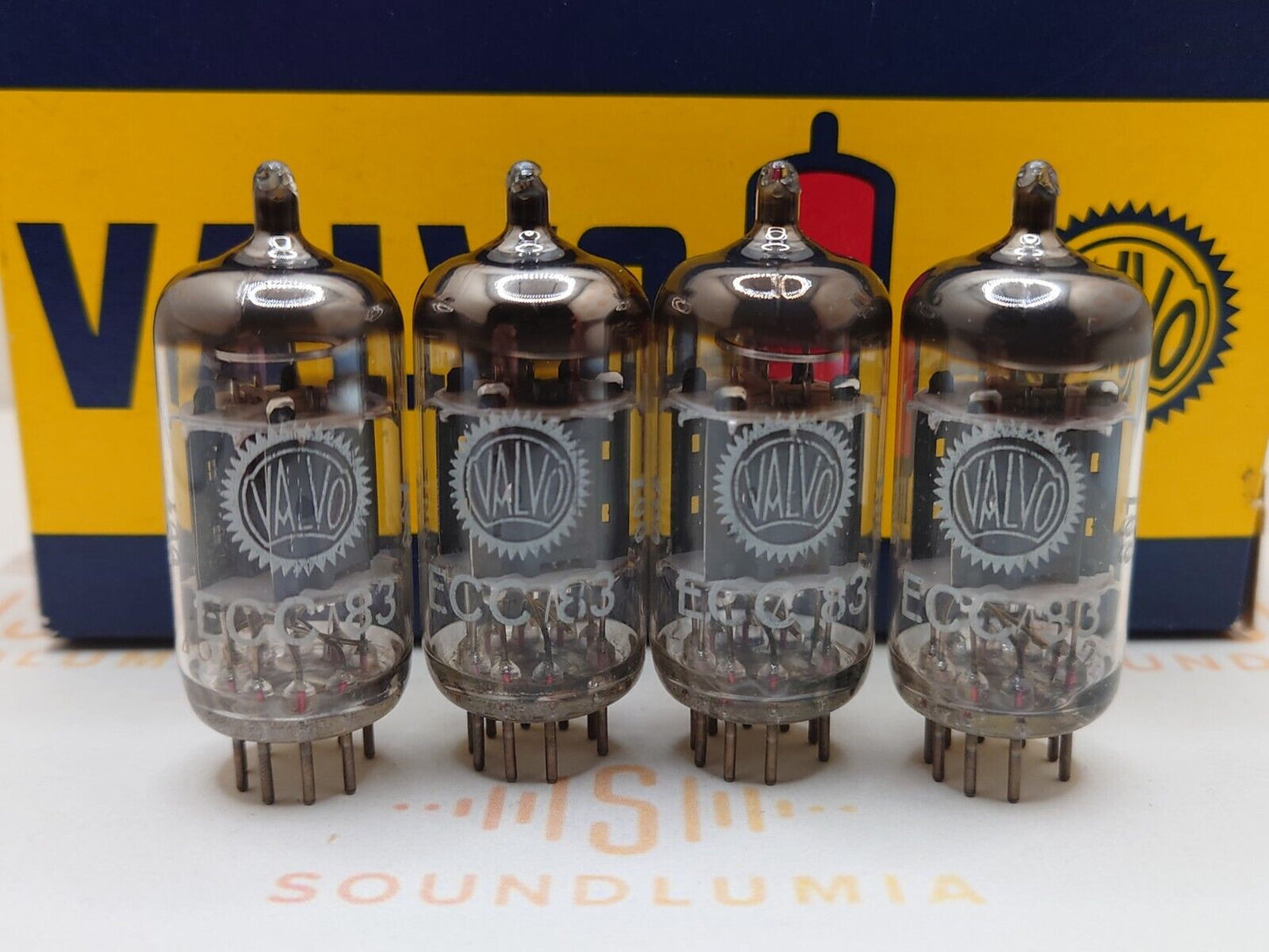 Valvo ECC83 12AX7 Short Plates Matched Quad – Heerlen, NL '70 – gleicher Code – NOS+ 