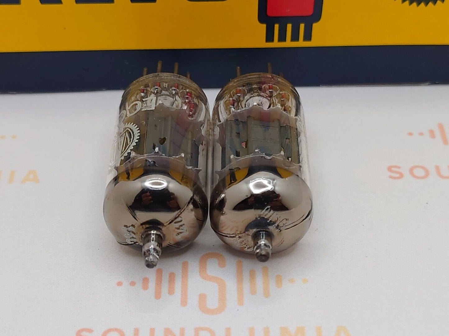 2x Valvo ECC83 12AX7 Kurzplatten O-Getter - Heerlen, NL 1961/62 I65 NOS/NOS+ 