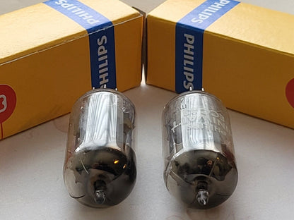 Philips 12AX7 ECC83 Folie D 45° Getter 17mm lange Platten passendes Paar - mC2 ⊿7A NOS