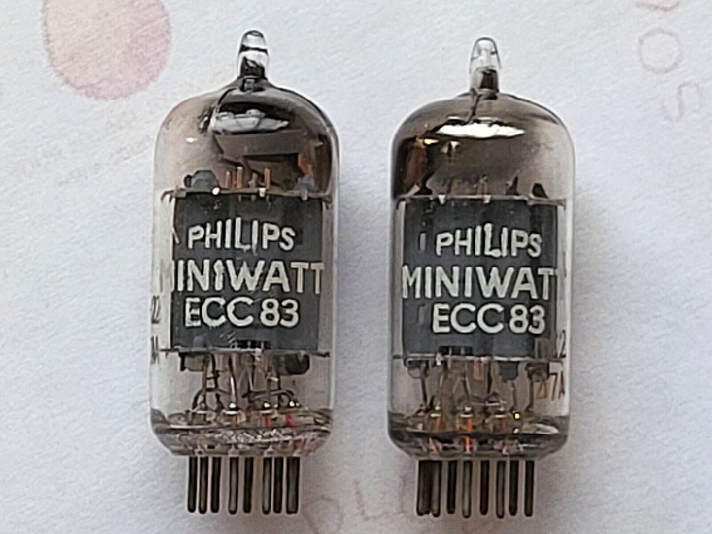 Philips 12AX7 ECC83 Folie D 45° Getter 17mm lange Platten passendes Paar - mC2 ⊿7A NOS