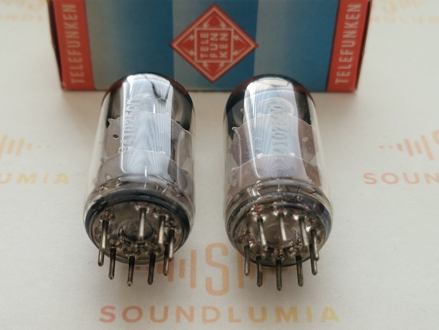 2x Telefunken ECC81 12AT7 mit passenden Codes - ◇ Unten - Berlin 1962 