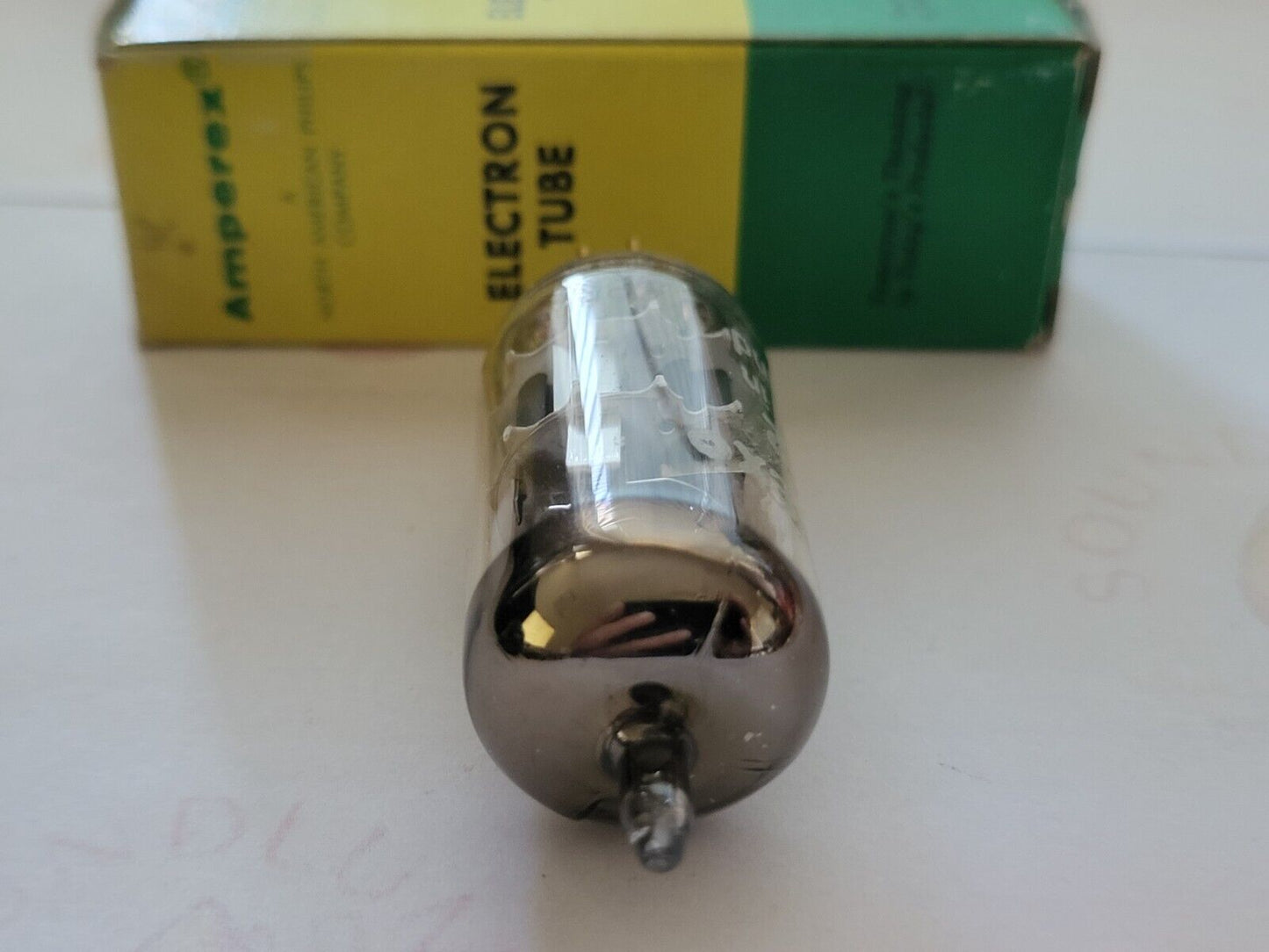 1x Amperex Holland 6922 = E88CC Audio Tube Small O-getter - Heerlen 1965 - NOS 
