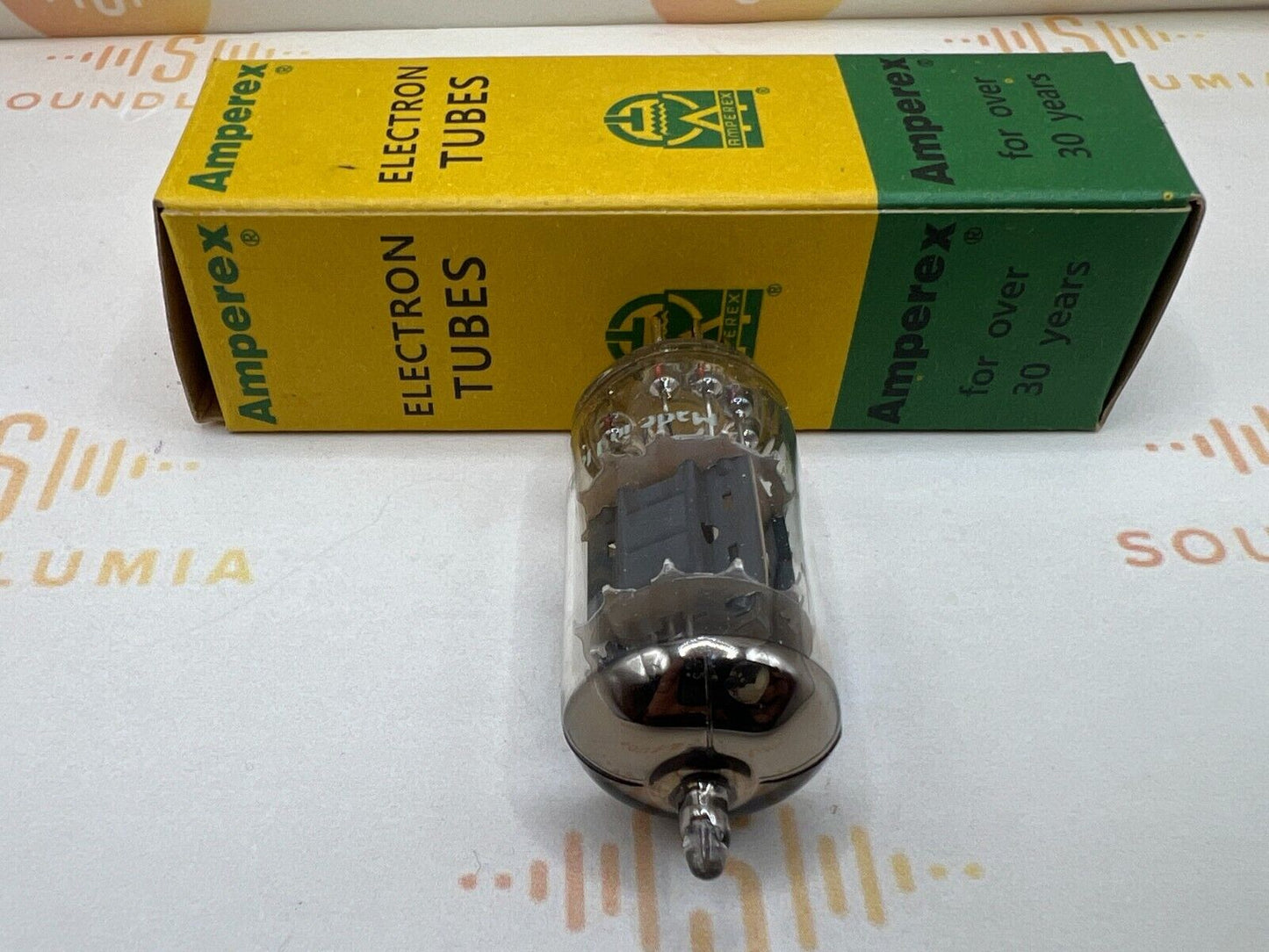 Amperex ECC82 12AU7 O-Getter Kurzplatten Goldstift - Heerlen, NL '59 - Stark 
