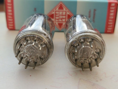 2x Telefunken ECC83 17mm Rippenplatten passende Codes - Berlin 1956 - Stark 