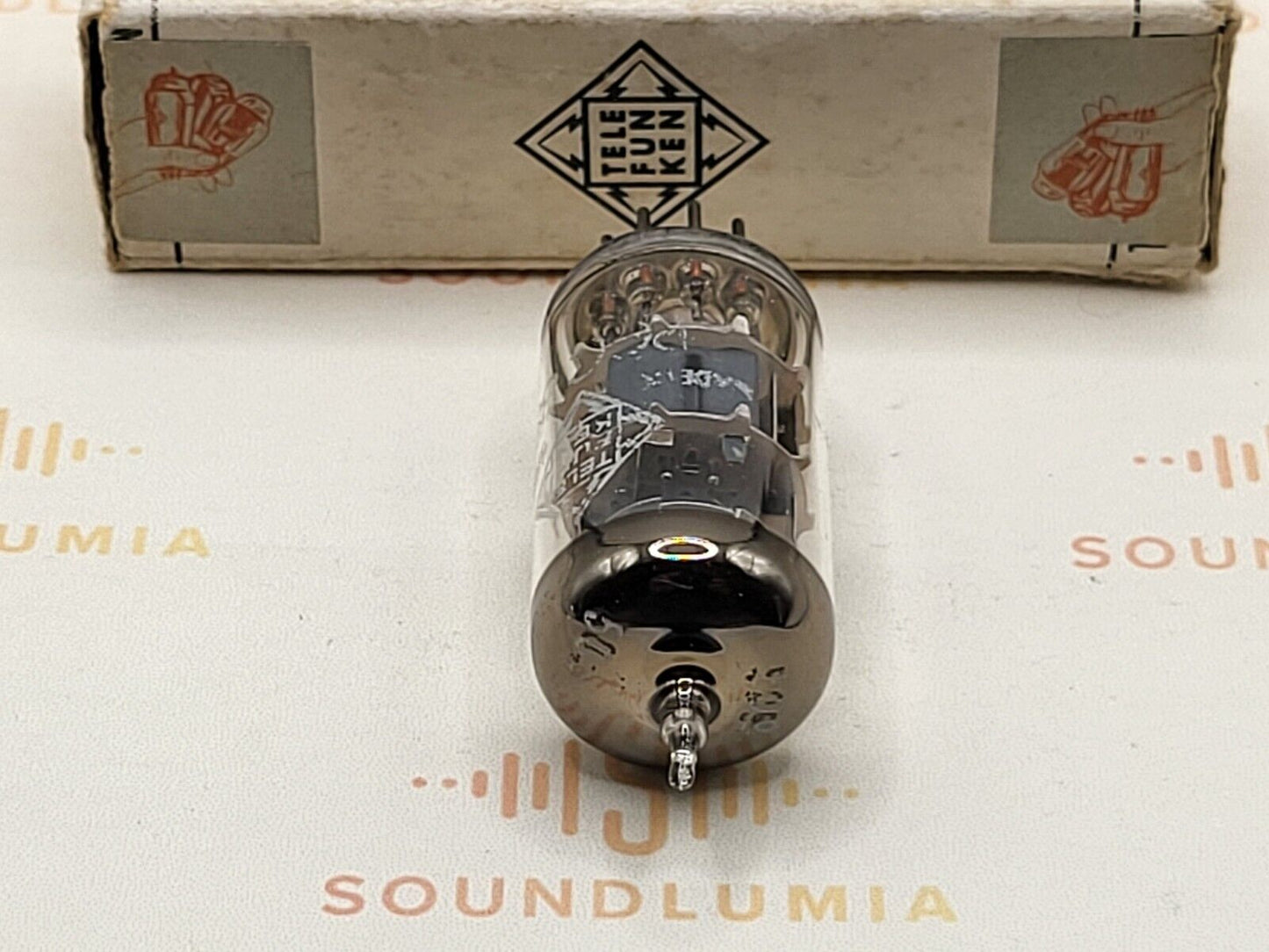 Telefunken PCC88 7DJ8 ◇ Fond