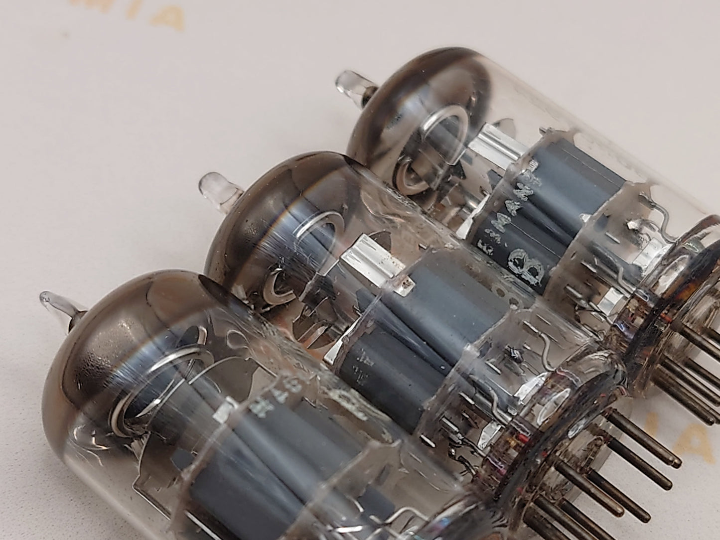 Telefunken PCC88 7DJ8 ◇ Fond