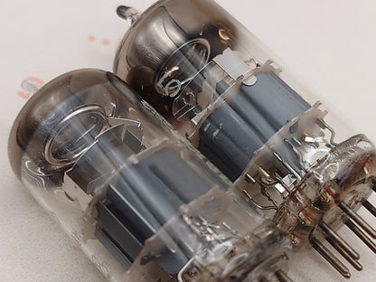 Telefunken PCC88 7DJ8 ◇ Fond