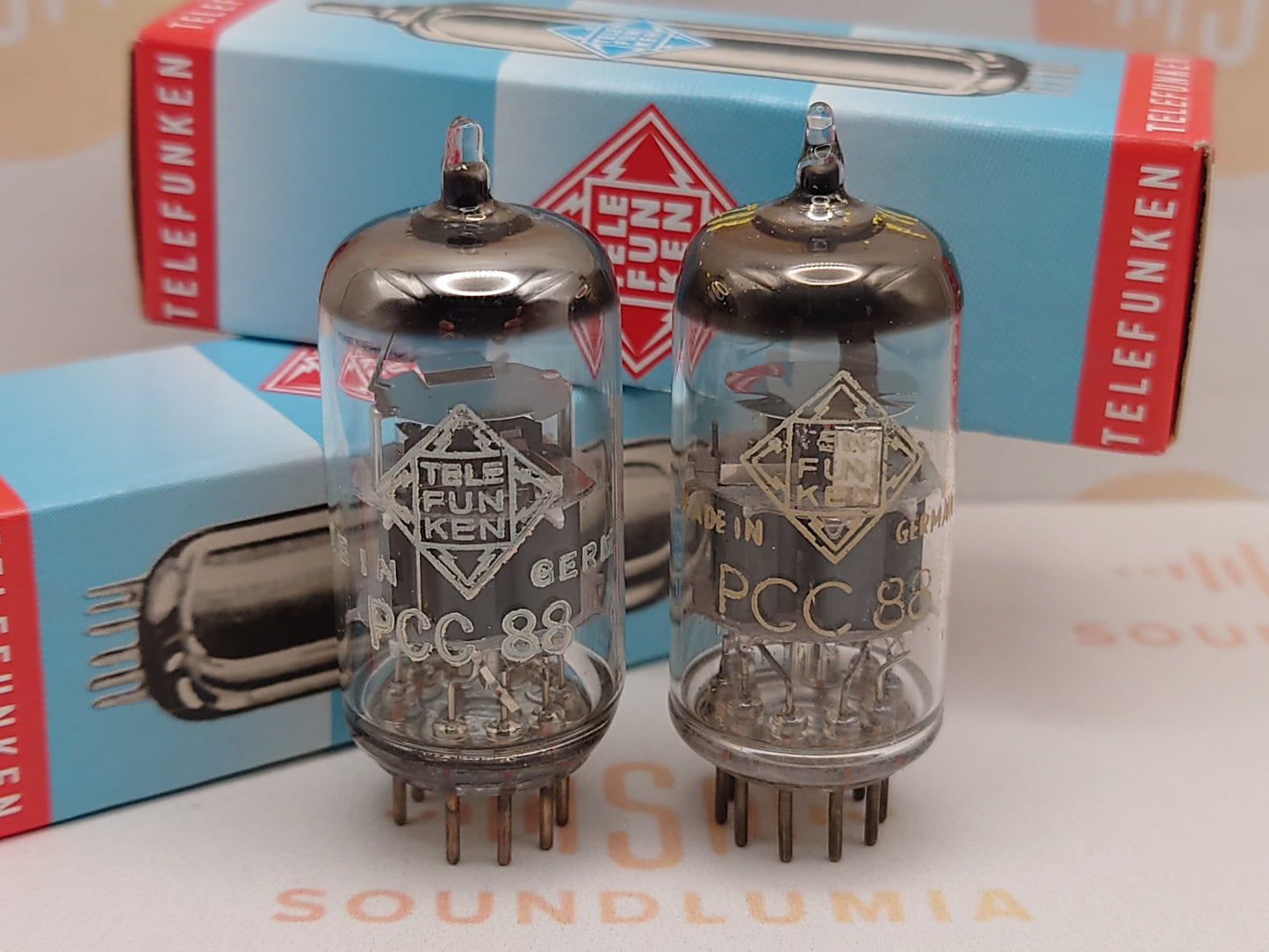 Telefunken PCC88 7DJ8 ◇ Fond