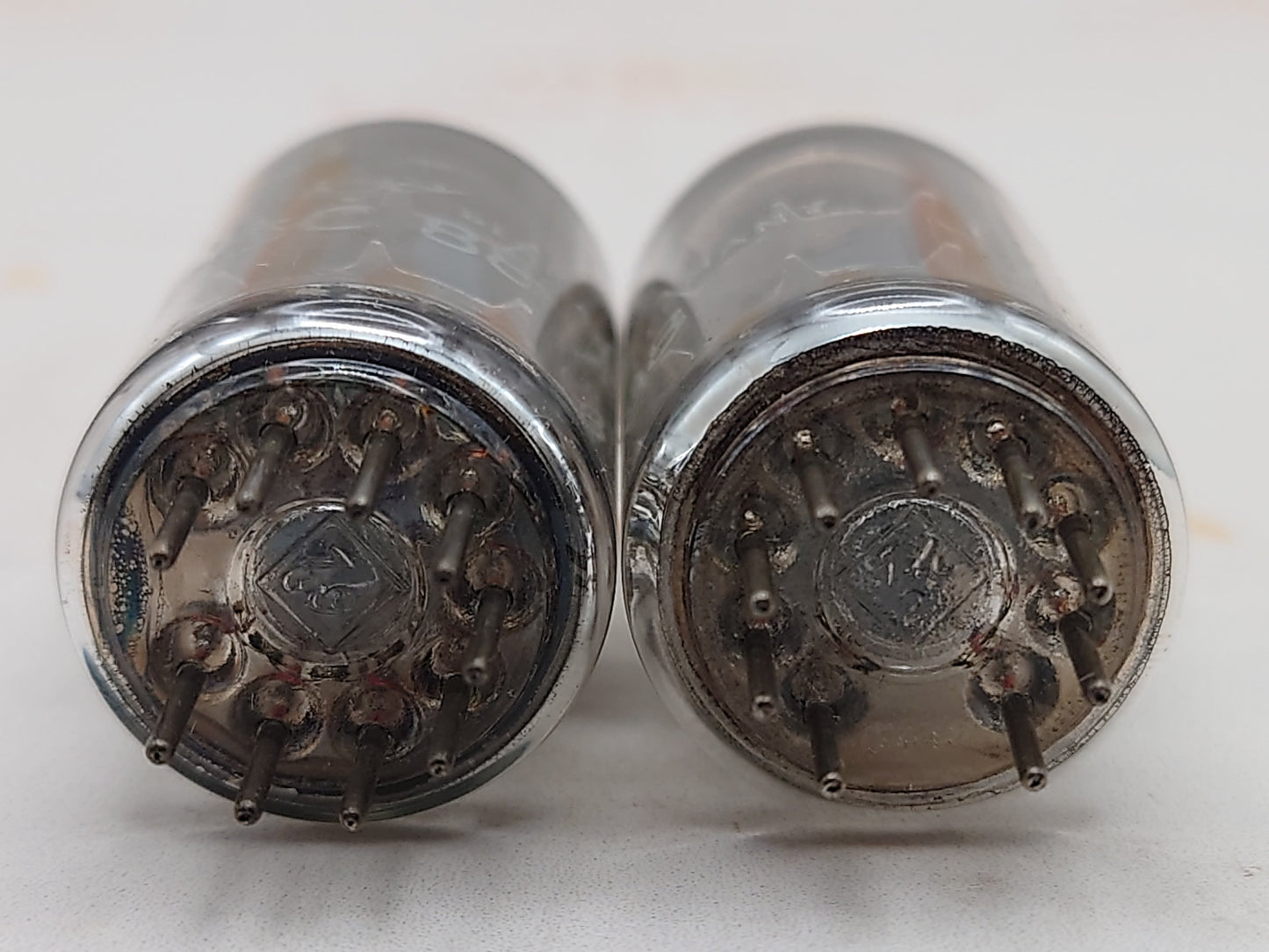 Telefunken PCC88 7DJ8 ◇ Fond