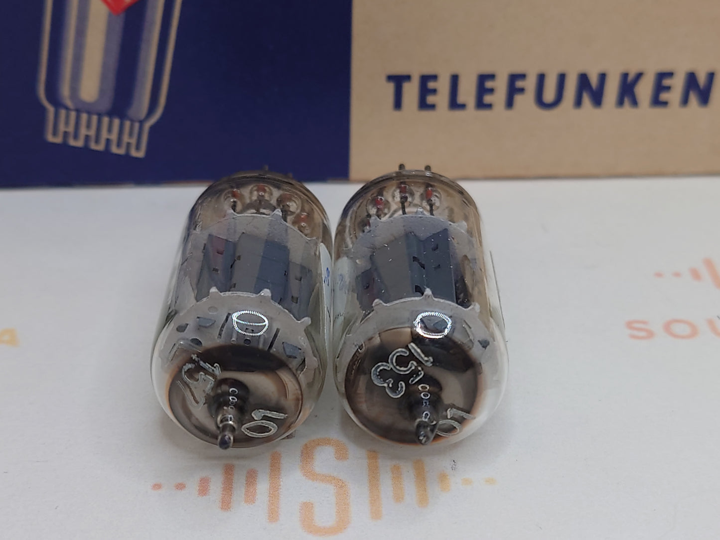 Telefunken ECC802S 6189 ◇ Unten 