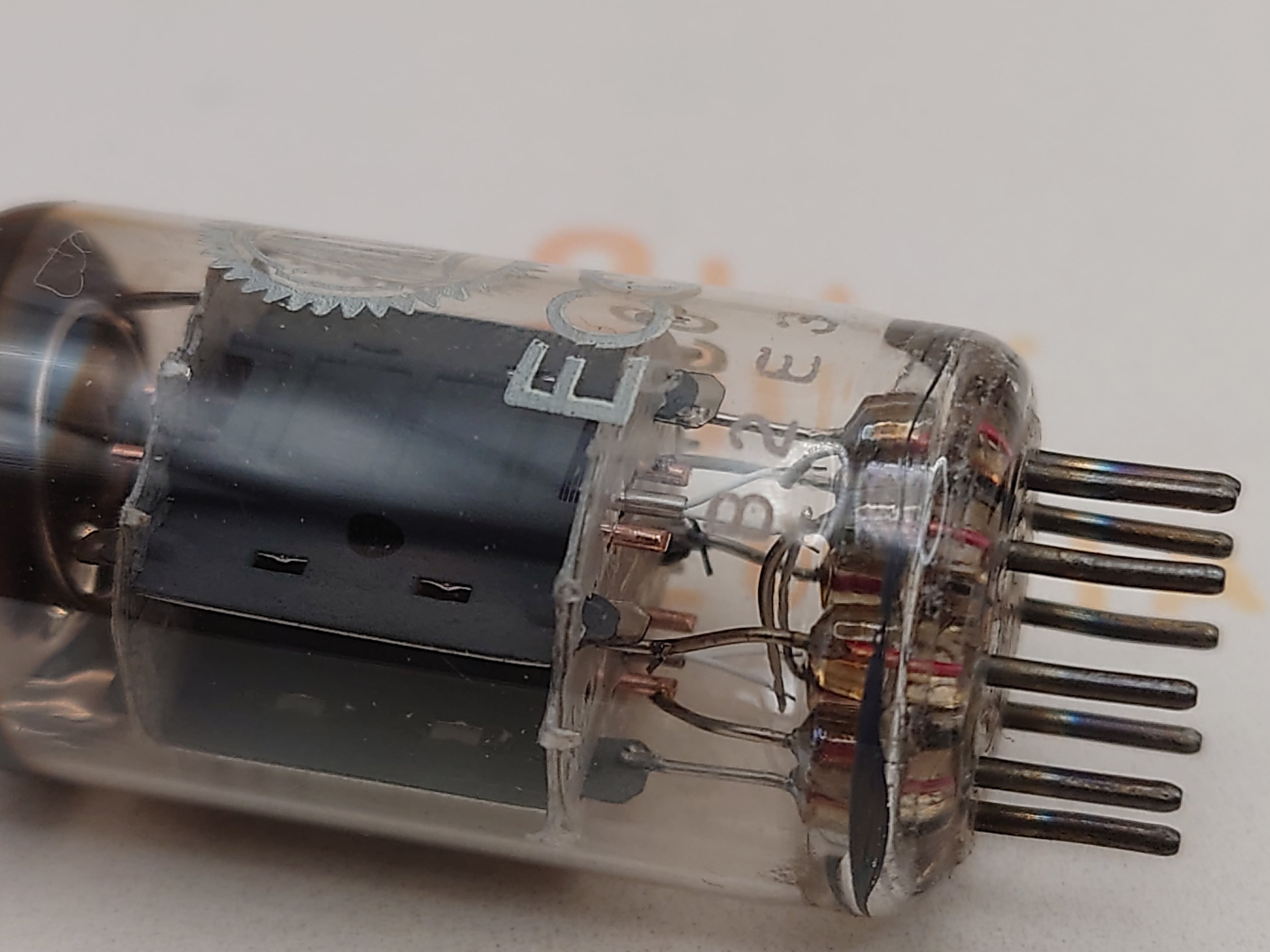 【稀少・音出し良好】Mullard ECC83 (12AX7) オリジナル英国製 Mullard ECC83 / 12AX7 Vacuum Tube | Short Plate | Soundlumia