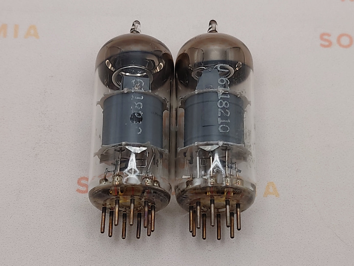 Telefunken EF804 Gray Plates O-getter ◇ Bottom