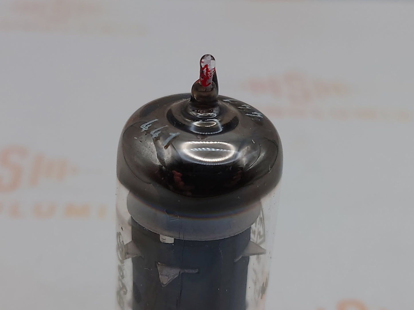 Telefunken EF804S Getter O ◇ Inferiore