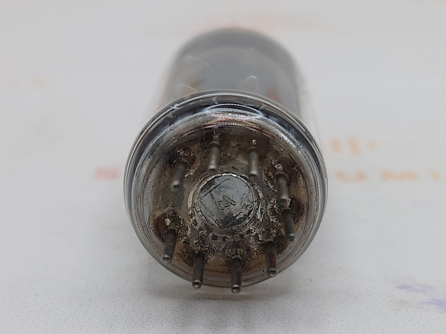 Telefunken EF804S Getter O ◇ Inferiore