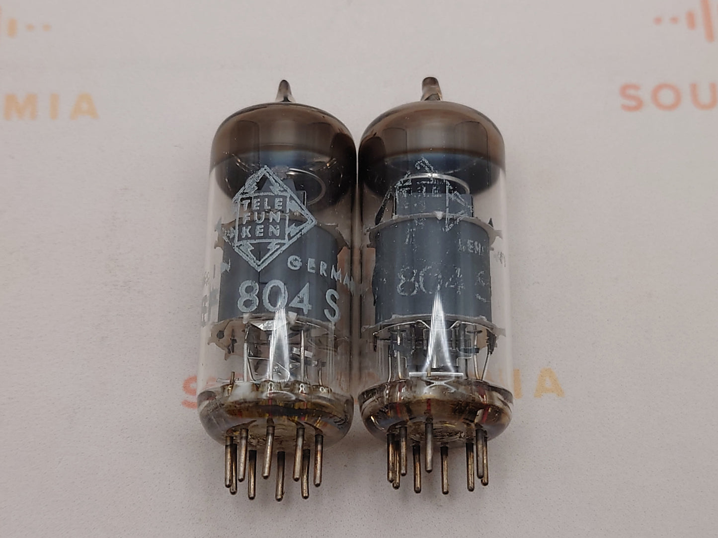 Telefunken EF804S Getter O ◇ Inferiore