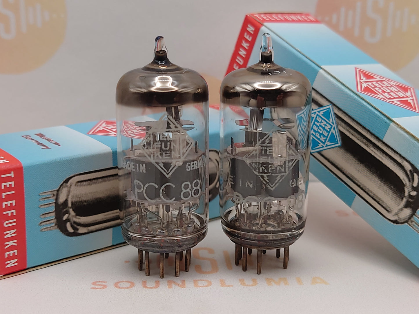 Telefunken PCC88 7DJ8 ◇ Fond